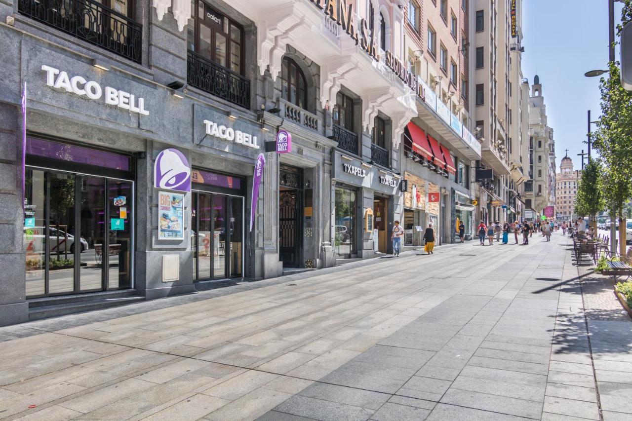 Hostal Santillan Madrid Eksteriør billede